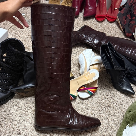 Adolfo Dominguez Dark Brown Crocodile-Embossed Flats - Picture 3 of 4